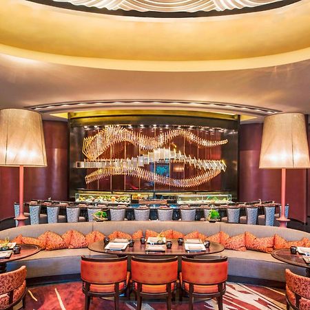 W Guangzhou Hotel Екстериор снимка
