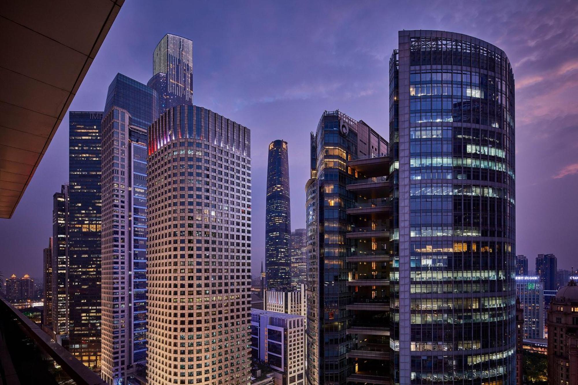 W Guangzhou Hotel Екстериор снимка