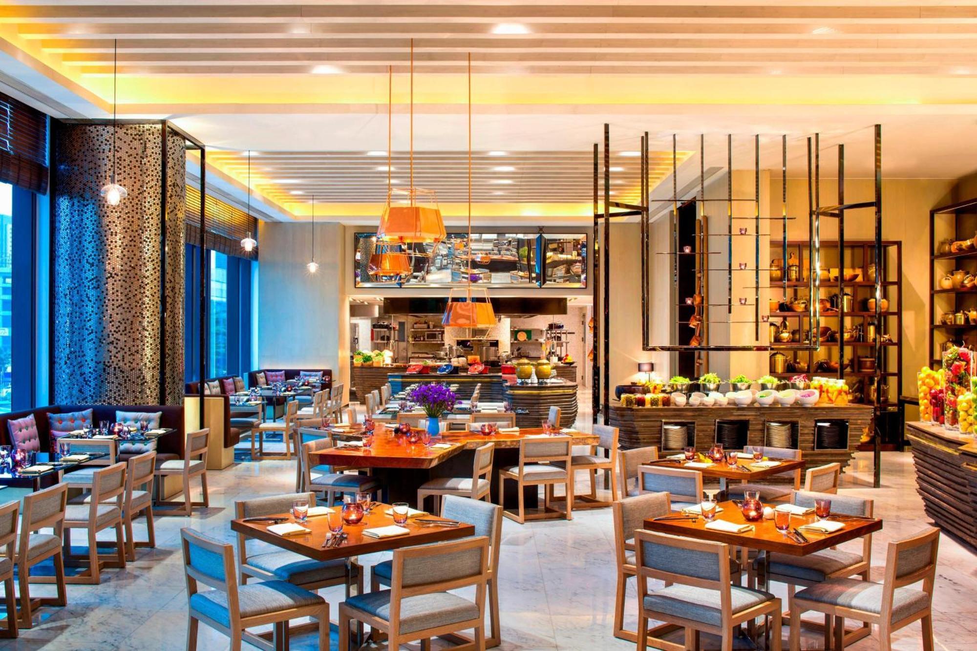W Guangzhou Hotel Екстериор снимка